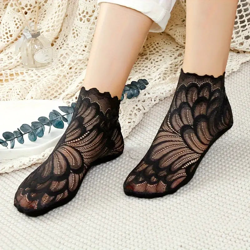 3 Pairs Floral Lace Mesh Thin Socks